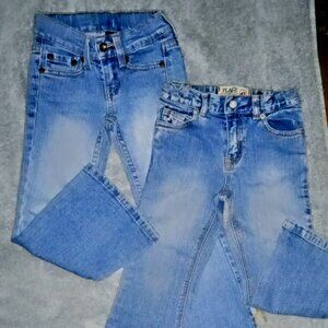 THE CHILDRENS PLACE™️ Lot of 2 Girls SZ 4  Adorable 💕Jeans Low Rise LIKE NEW